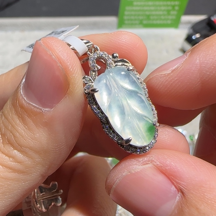 定制翡翠未镶嵌翡翠