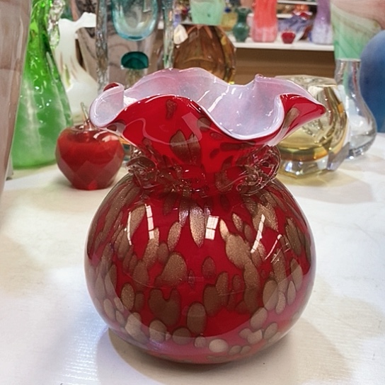 琉璃花瓶高17厘米口径6厘米