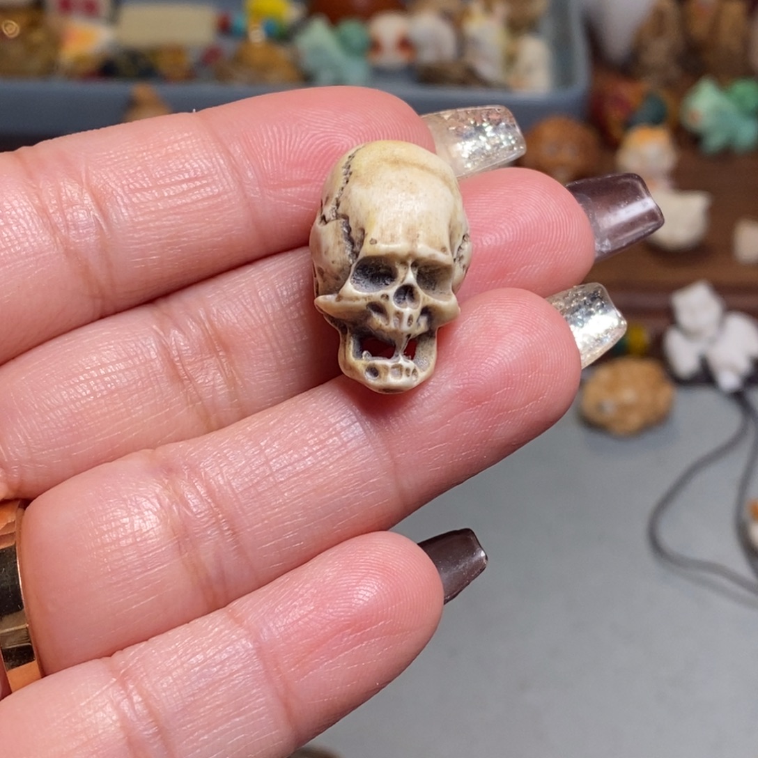 烛***餐菩提籽类刺颅配饰