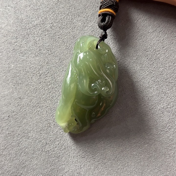 k***X和田玉未镶嵌挂件