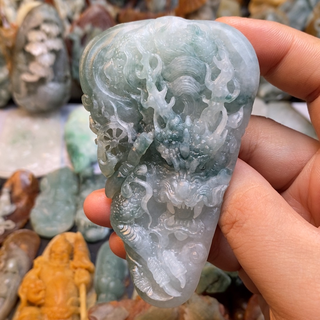 定制翡翠未镶嵌特色6