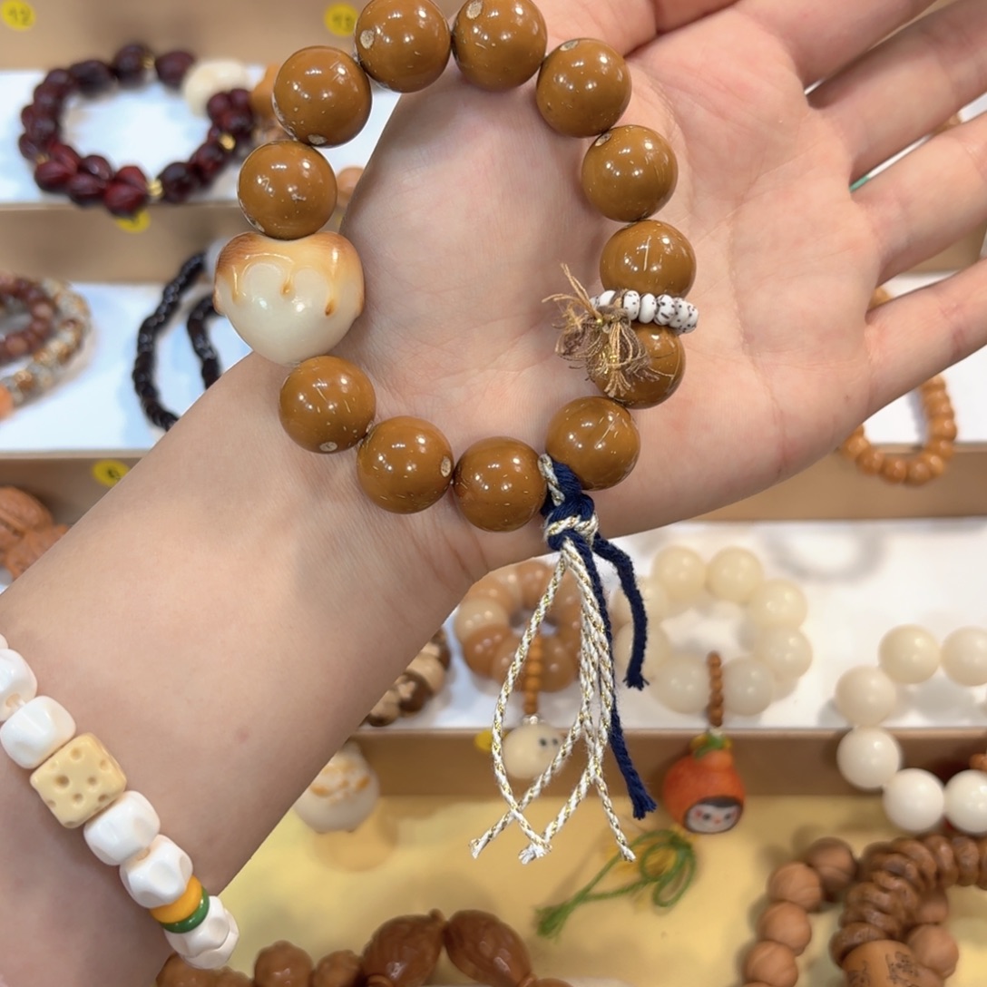 吊坠星月菩提紫金鼠➕爱心