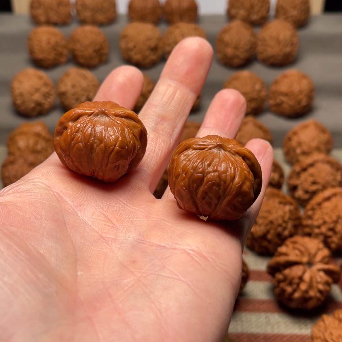 文玩核桃把件元宝 蛇头