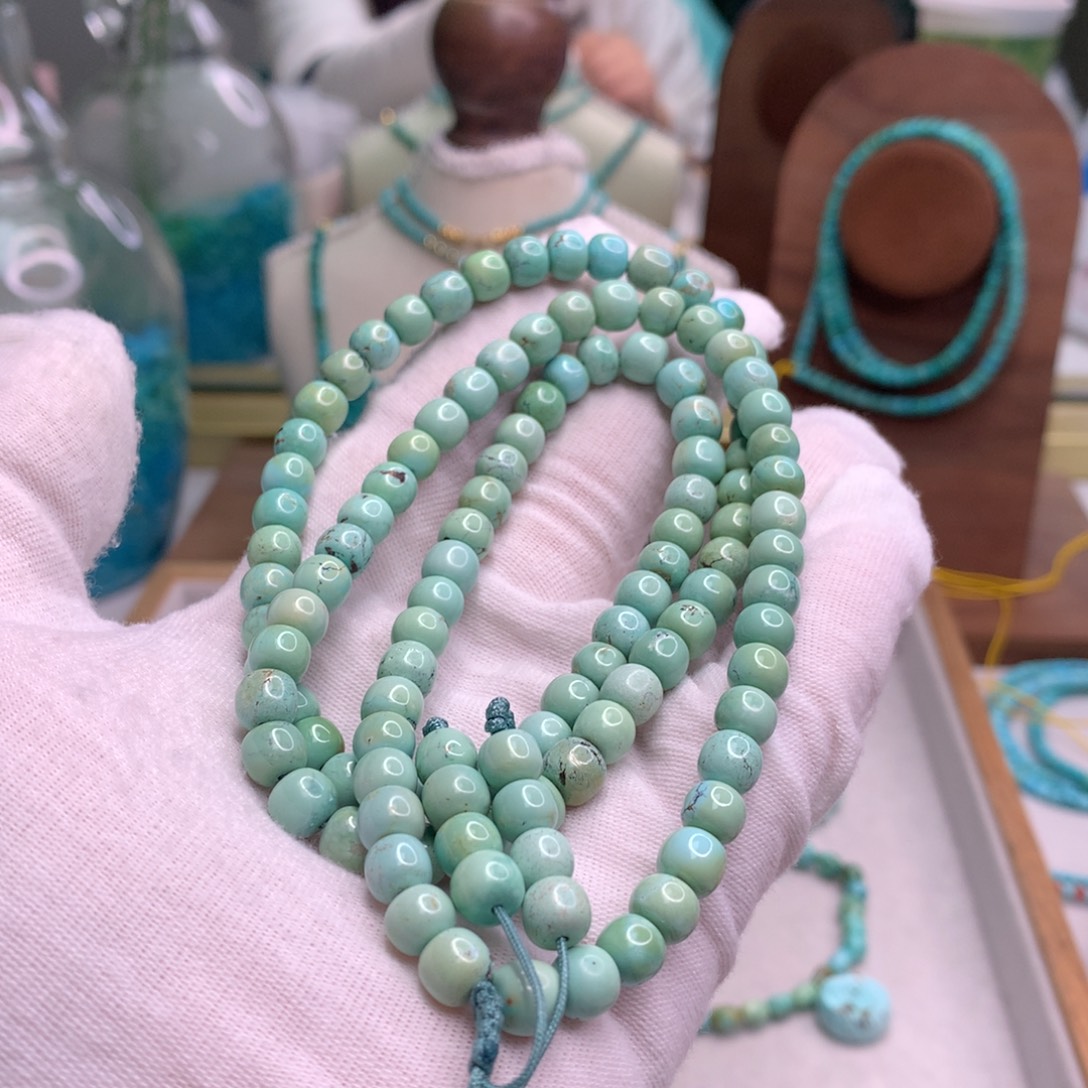 绿松石未镶嵌饰品