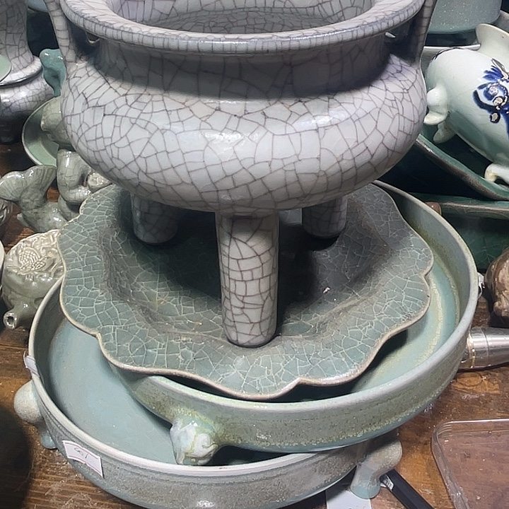 独***林瓷片瓷器。。。。。。。瓷炉