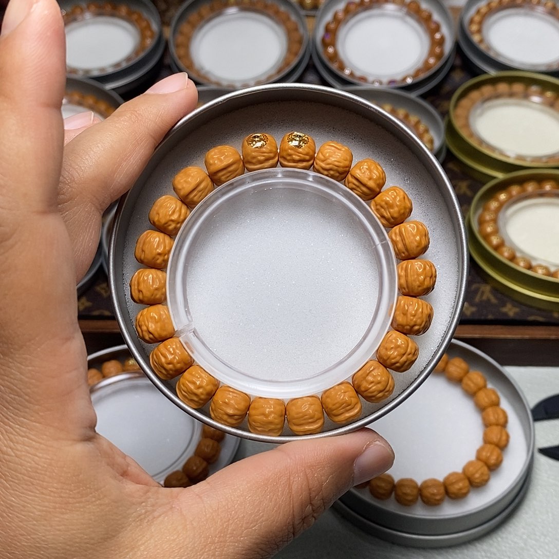 猴头核桃手串43号双标超小金蟾蛤蟆头10+11左右