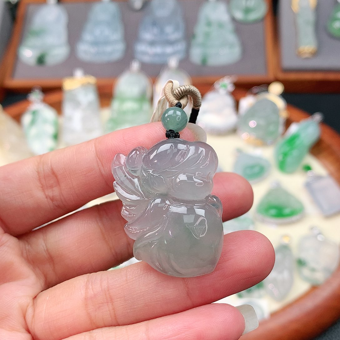 颈饰未镶嵌翡翠仙子