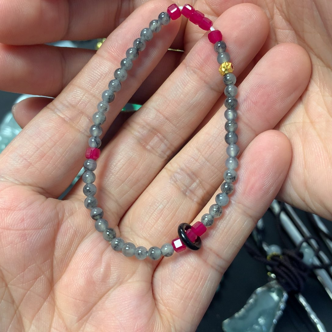 翡翠手串未镶嵌小手串