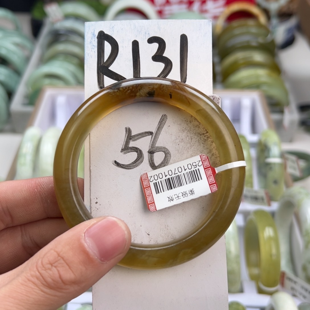 岫玉手镯未镶嵌天然岫玉