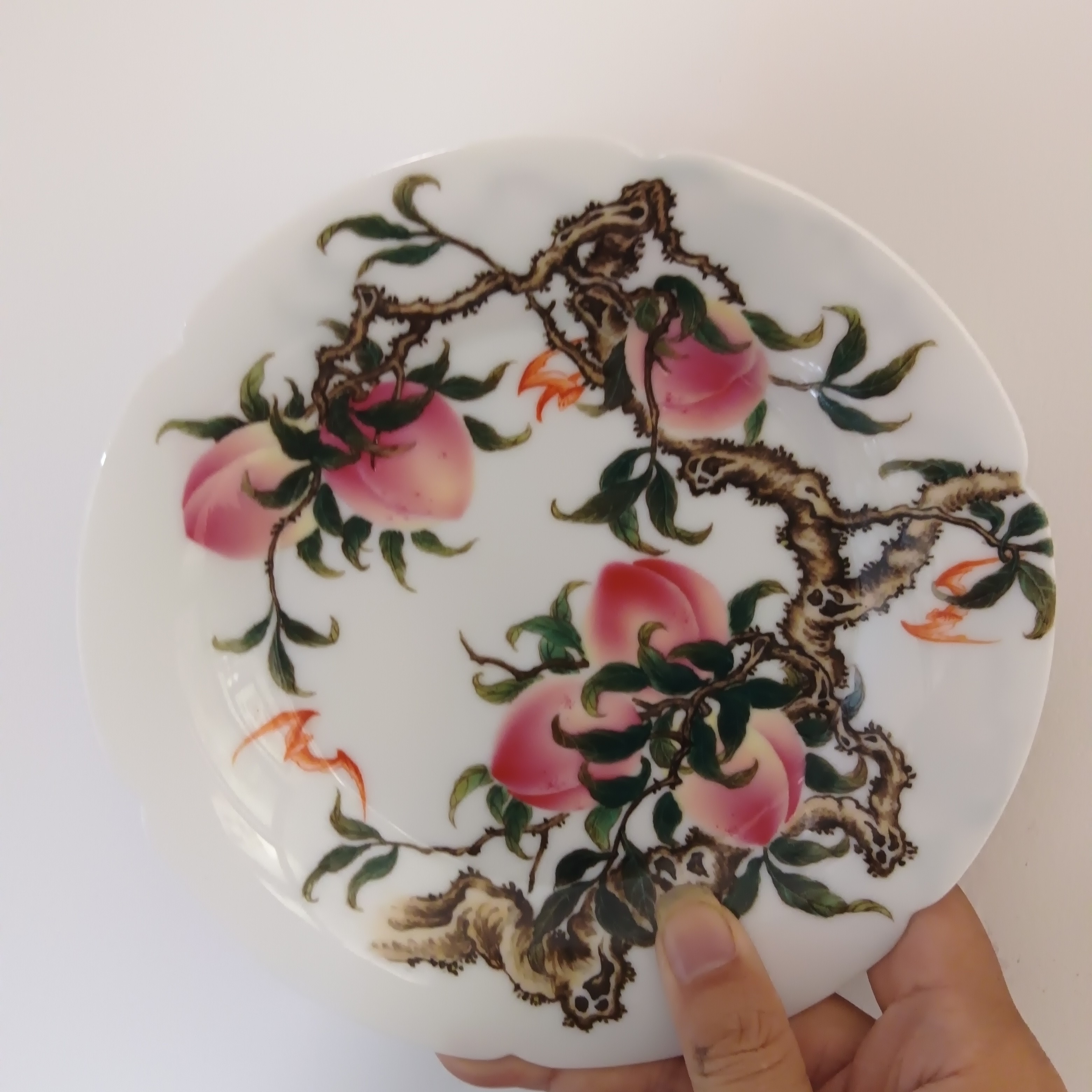 手绘点染桃子杯子