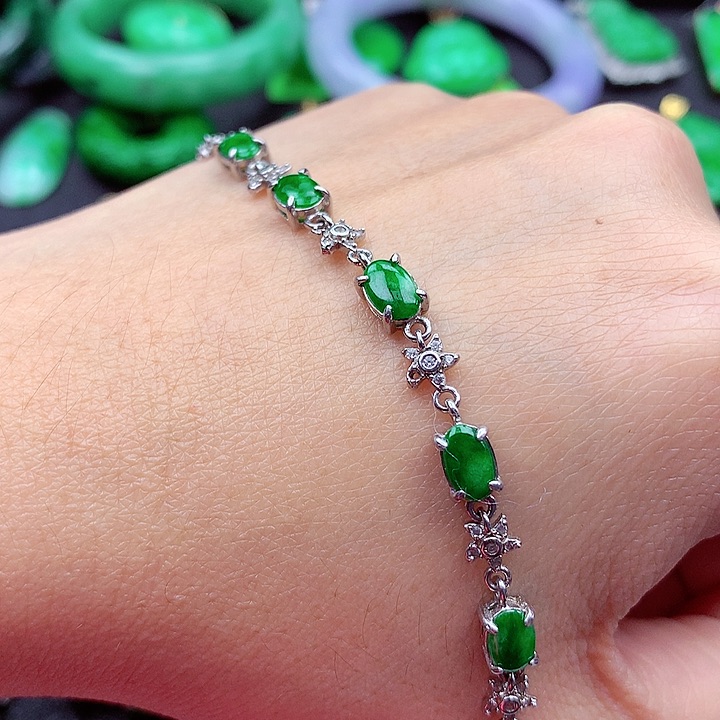 翡翠颈饰银S925镶嵌翡翠