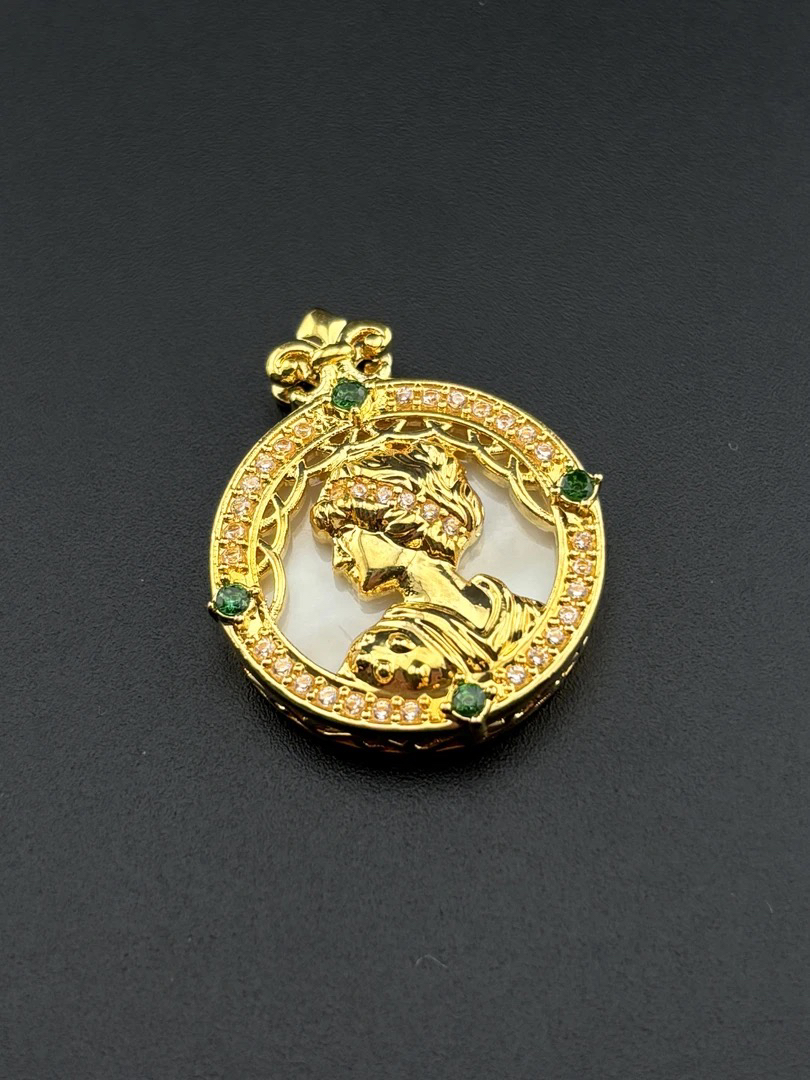 足金999 配件 女王 b206 送链子