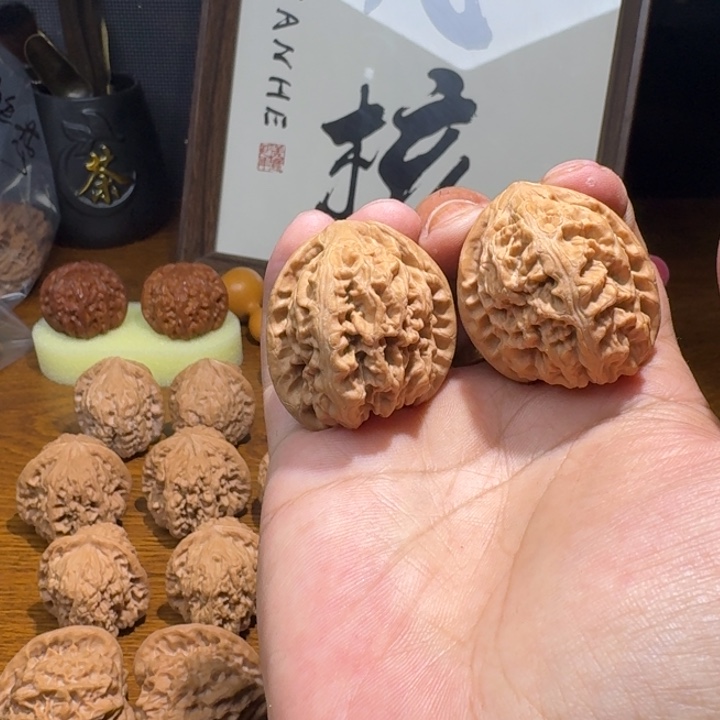 A***s吊坠文玩核桃36尺寸承德粗筋