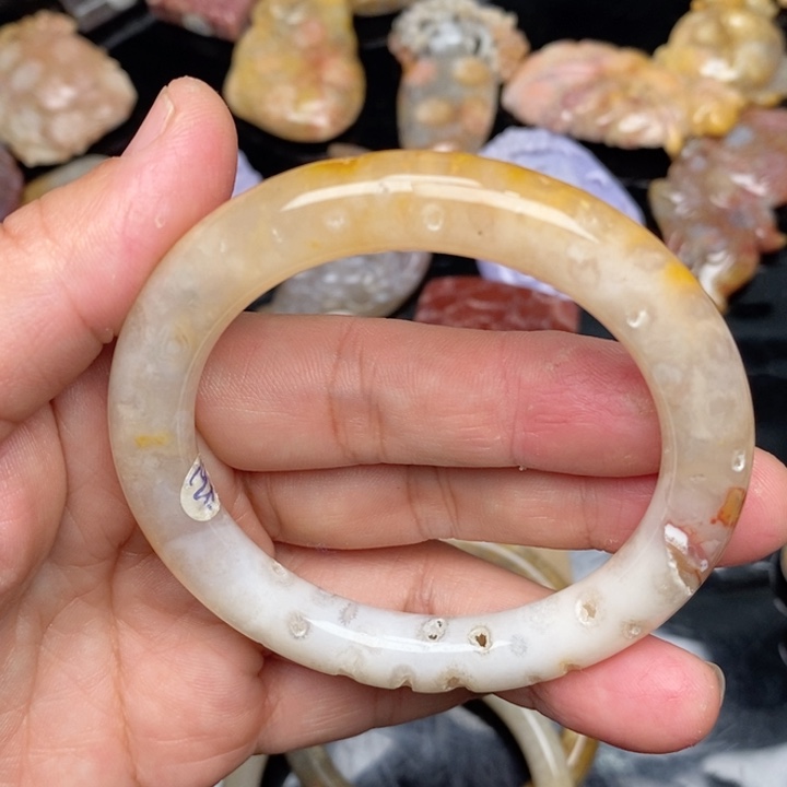 硅化珊瑚（珊瑚玉）手镯未镶嵌52.8