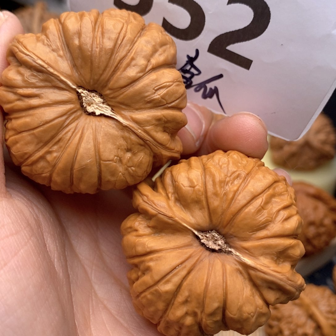 文玩核桃把件552号47全瓜