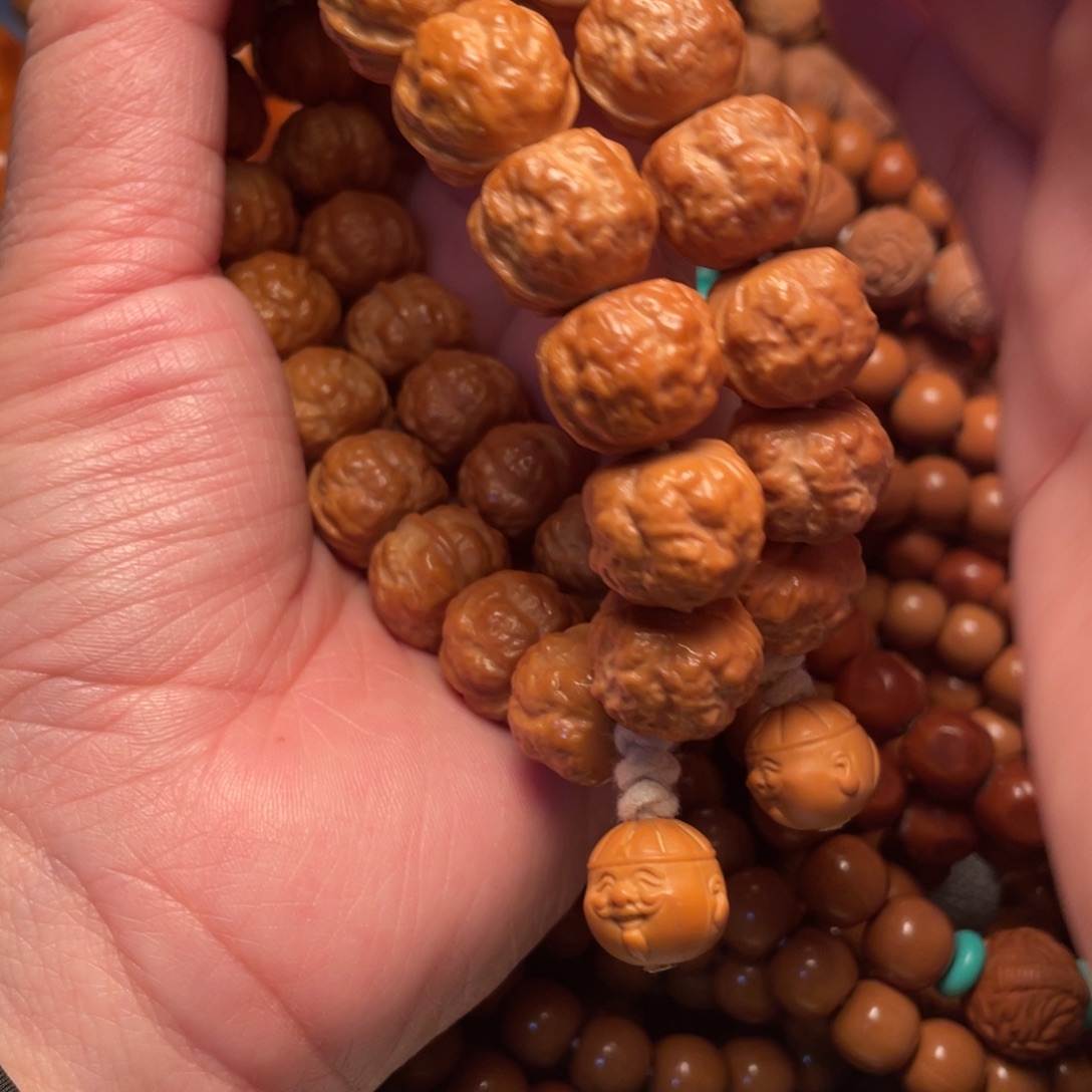 威***哥崖柏猴头核桃树233