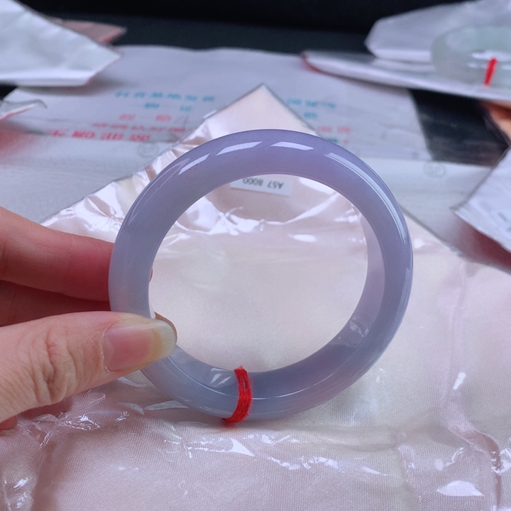 翡翠手镯未镶嵌57565757575756565