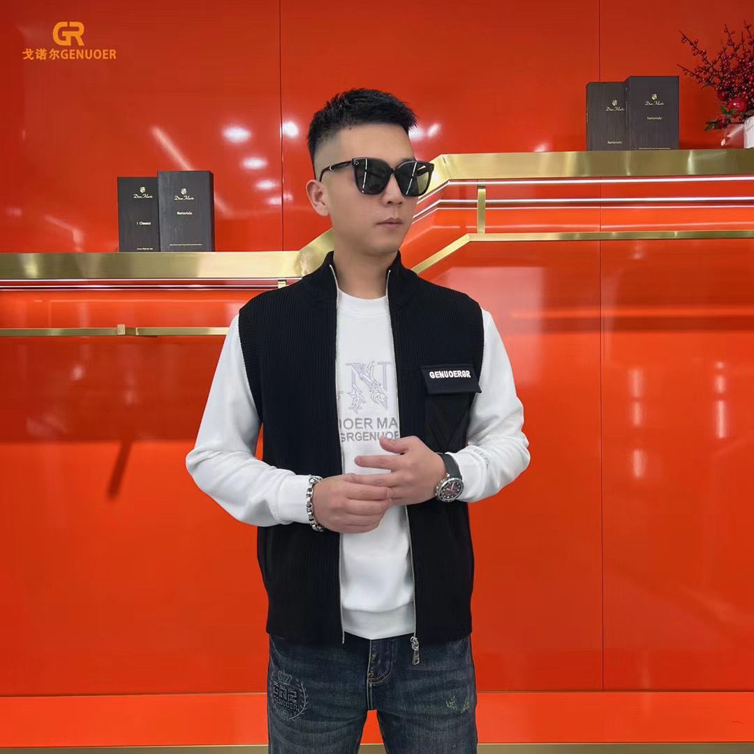 戈诺尔高品质针织马甲男士时尚百搭k