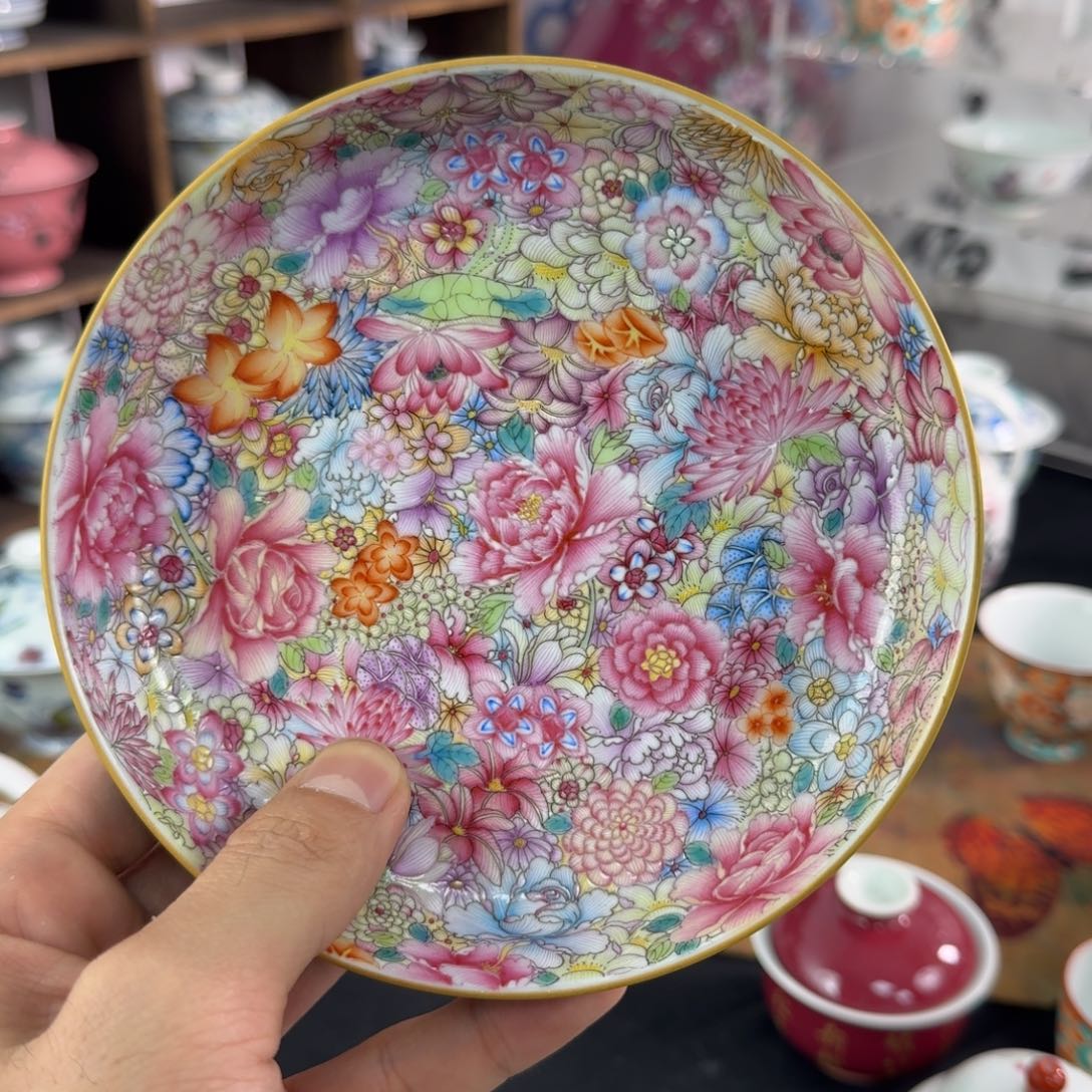 壶承?**?景德镇粉彩万花