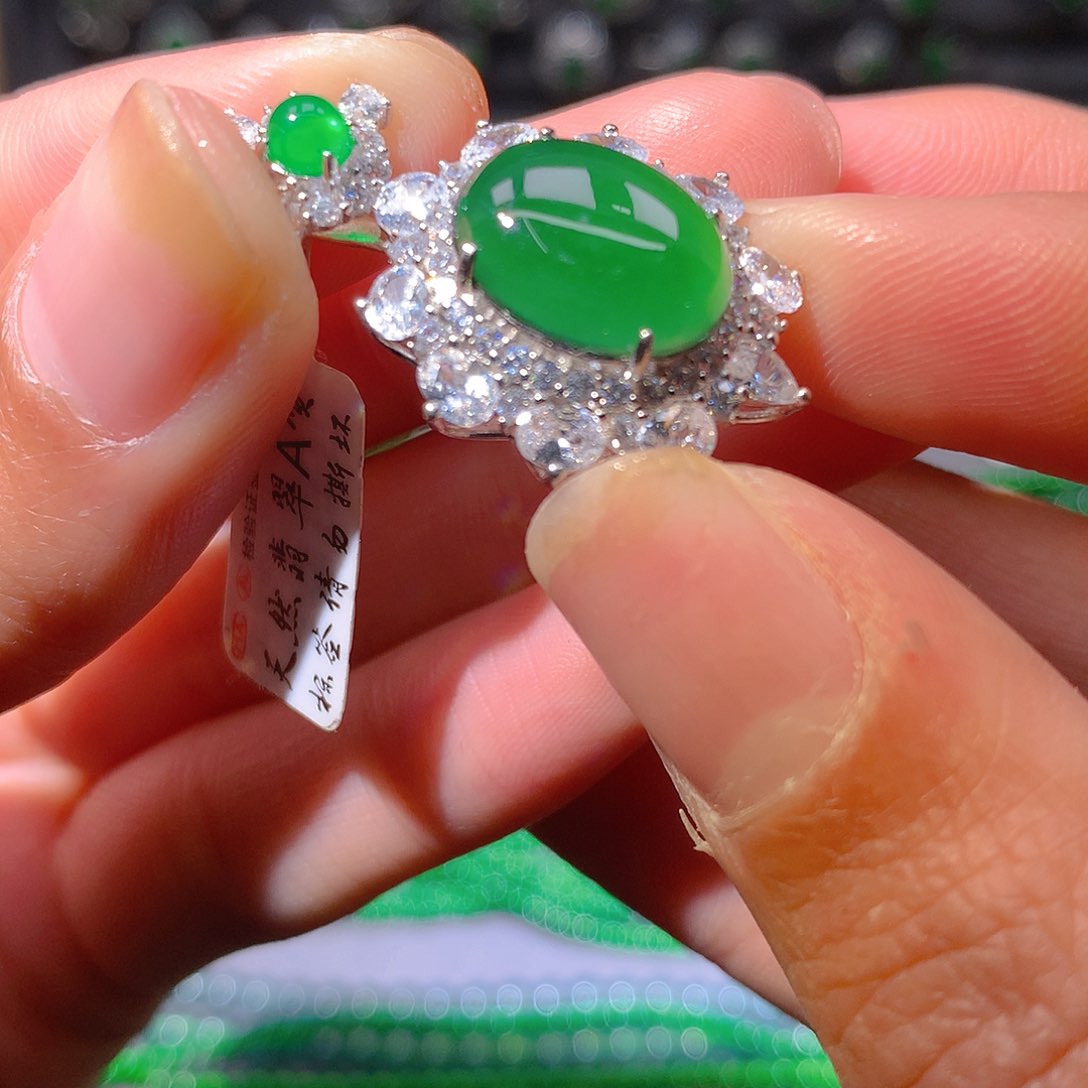 翡翠戒指未镶嵌天然翡翠