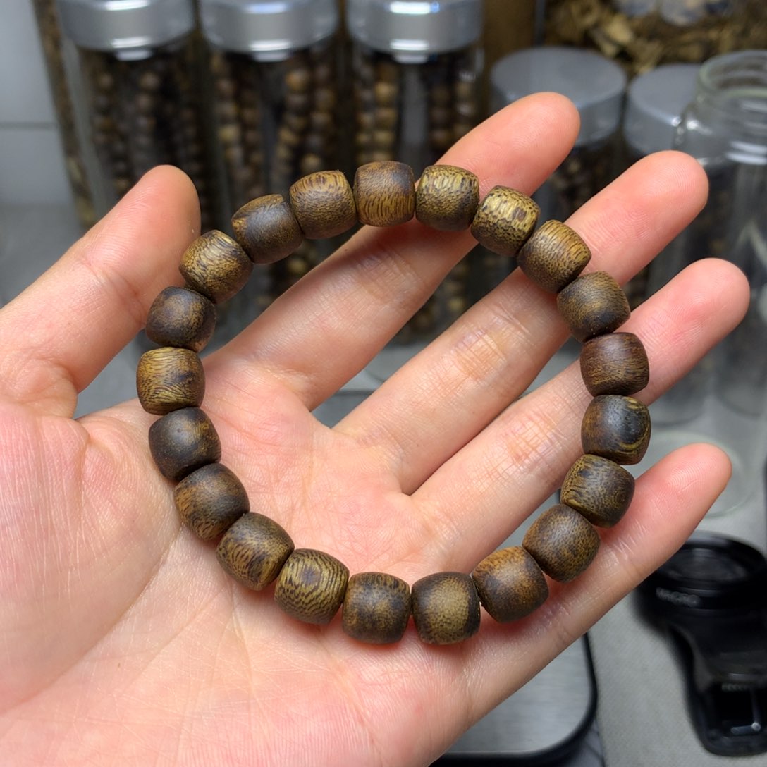 手串沉香木Z***o海南紫棋卡10保9克+多样性发一