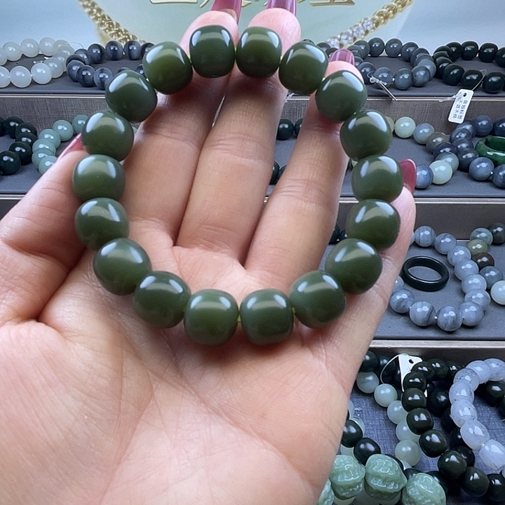 和田玉未镶嵌手链