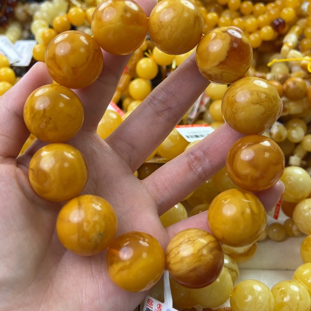 琥珀珠宝奇石未镶嵌