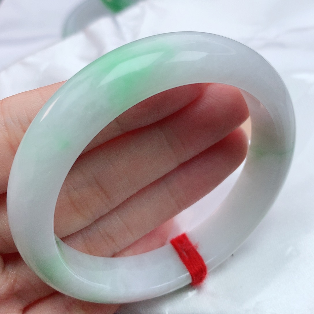 翡翠手镯未镶嵌54圈口882294