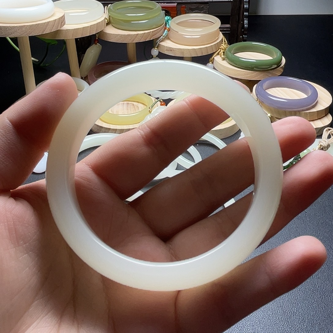 噹***噹59➕圈口正圈手镯暖白