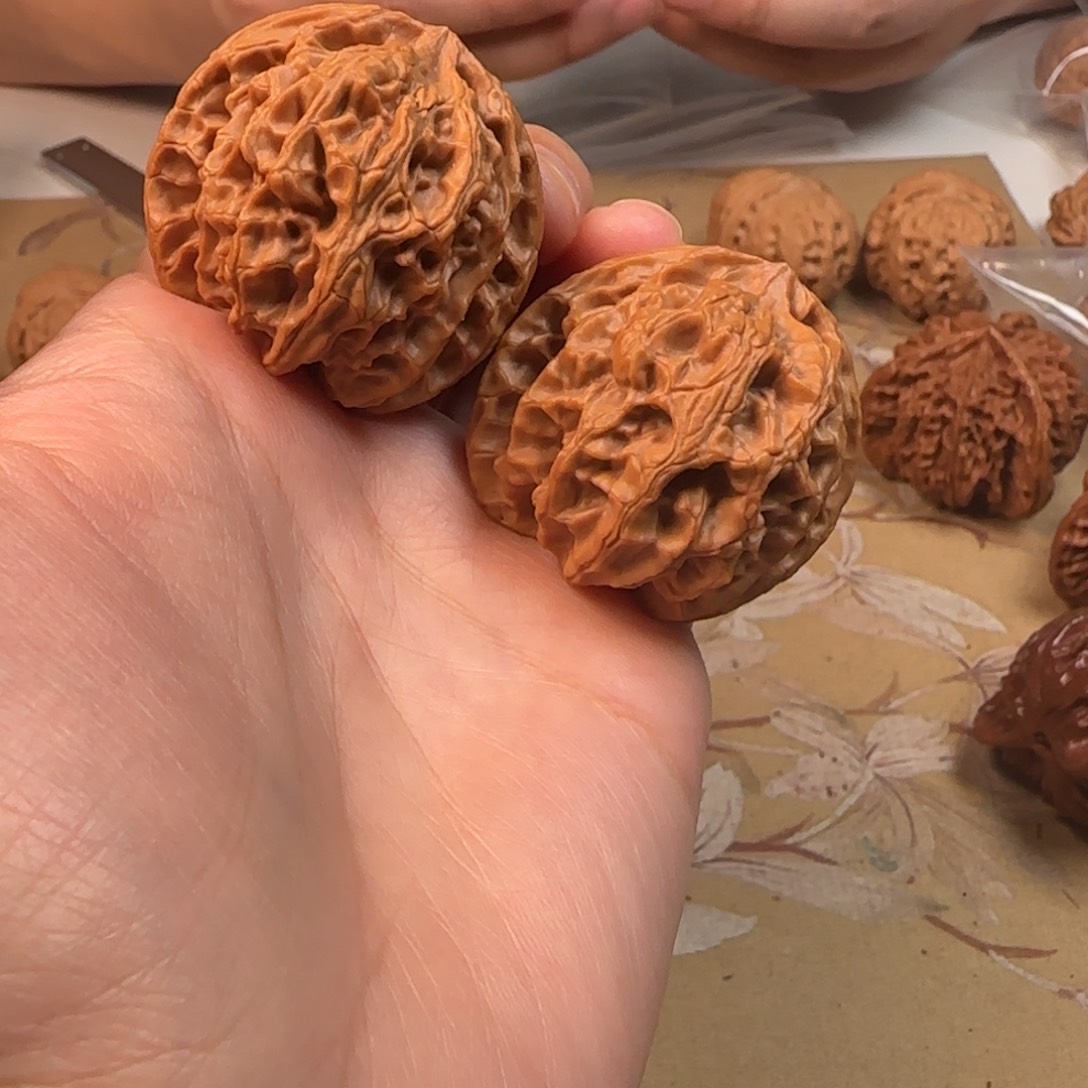 文玩核桃吊坠苹果38-14