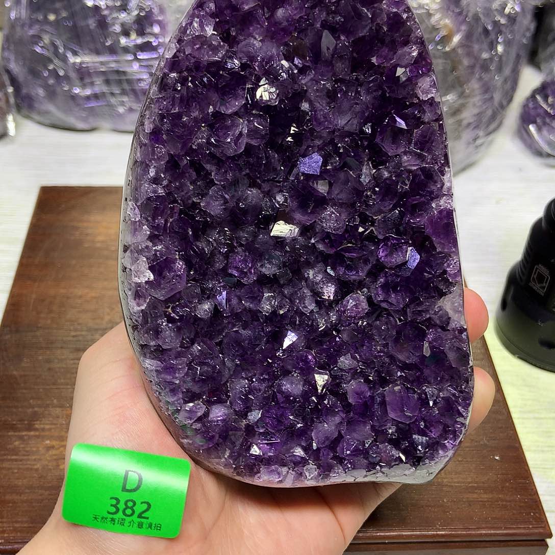 紫晶大型摆件（非配饰）未镶嵌
