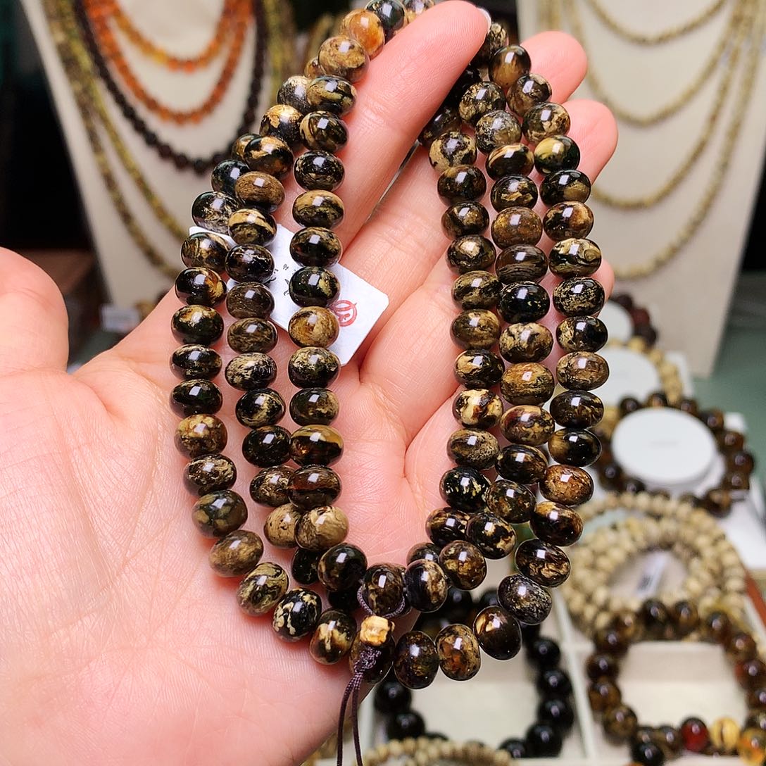 ****ʸ琥珀未镶嵌裸石8/黑白花108-