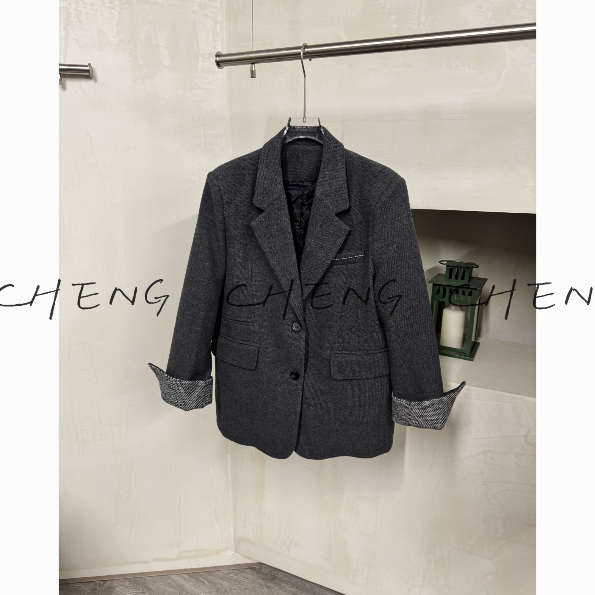 【CB-J档口】X西装外套女冬季韩版气质袖口撞色时尚白鸭绒外套8769