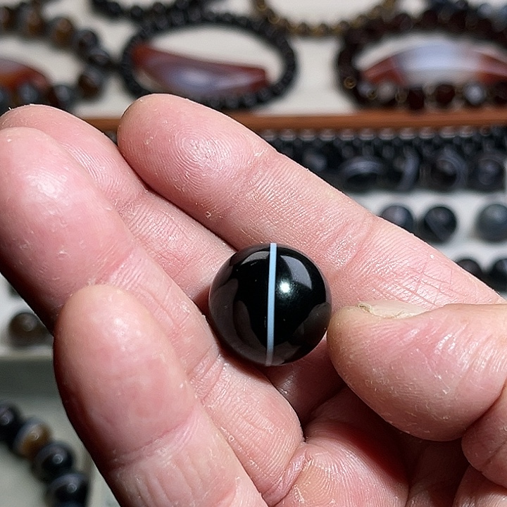 T***官玛瑙/玉髓未镶嵌颈饰