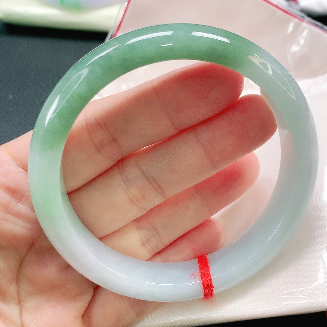 未镶嵌手镯翡翠64正