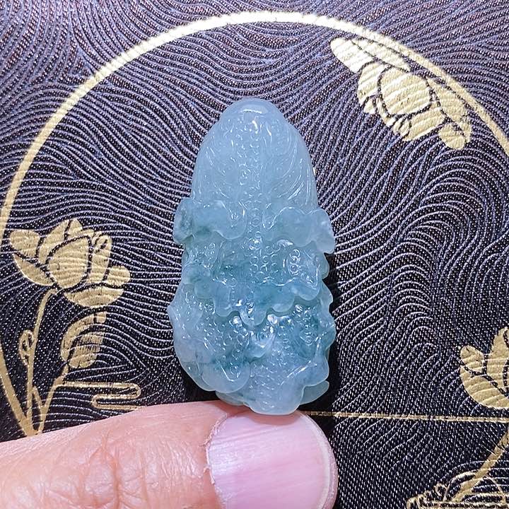 吊坠(不含链)未镶嵌翡翠挂件