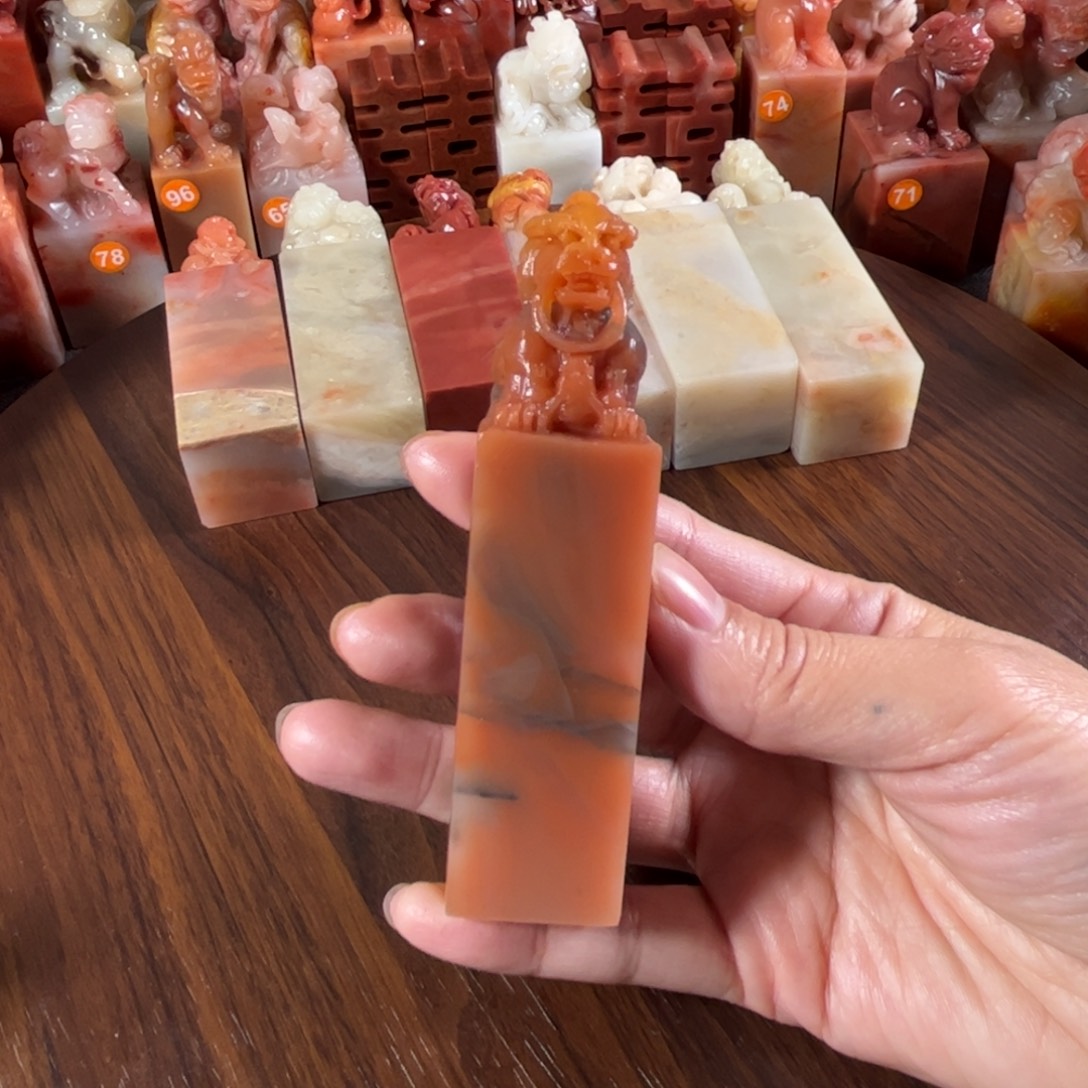 点***刻印石寿山石一个印章