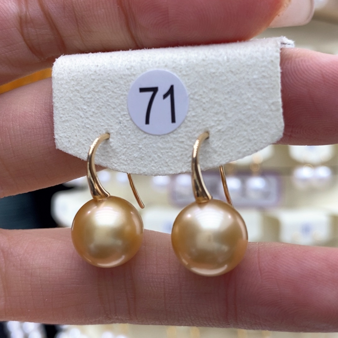 海水珍珠耳饰18K金镶嵌