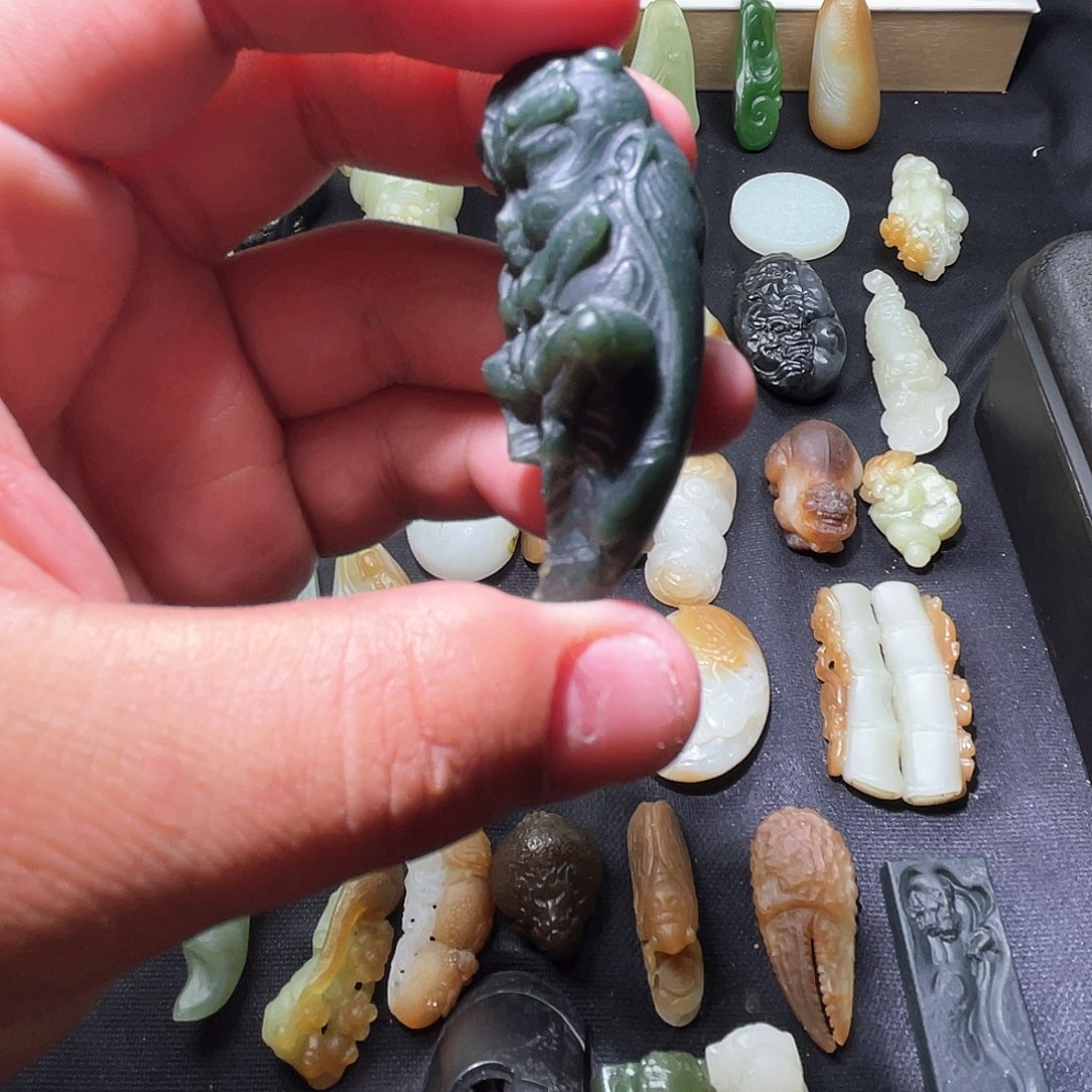 和田玉颈饰未镶嵌