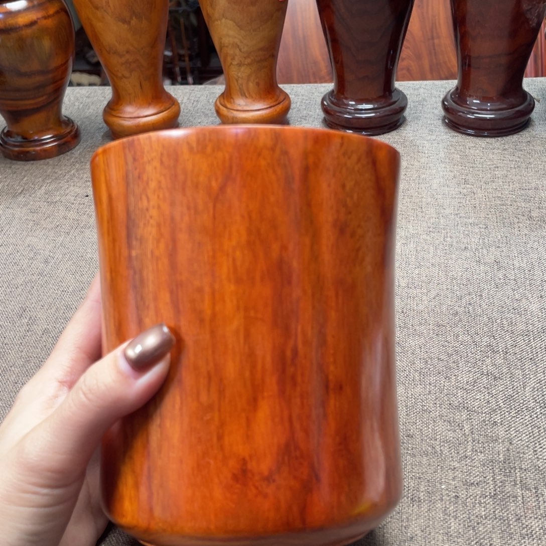 大果紫檀（缅甸花梨）笔筒