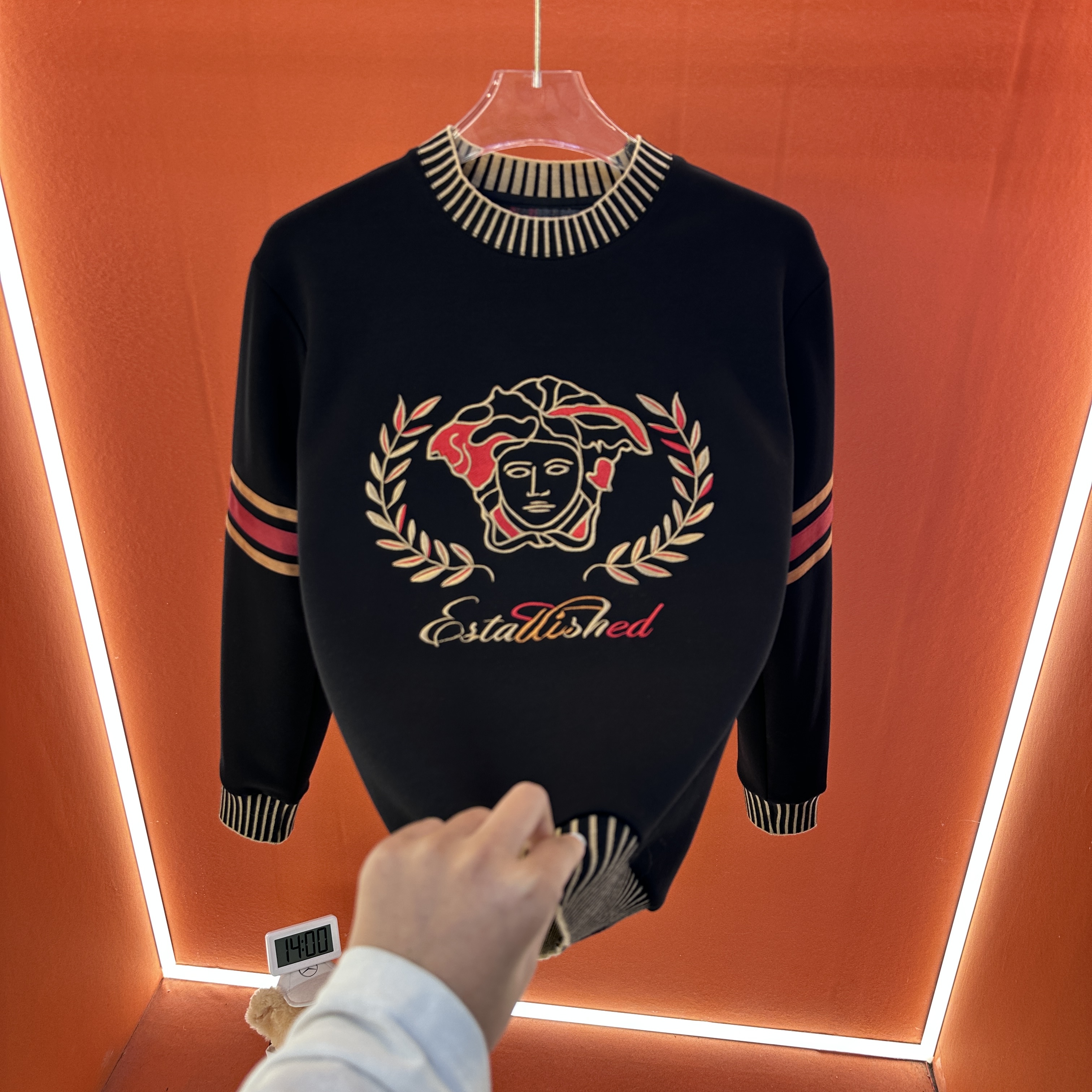 【LM】2025冬季男士拼色長袖刺繡耐磨百搭长袖重工卫衣轻奢110款