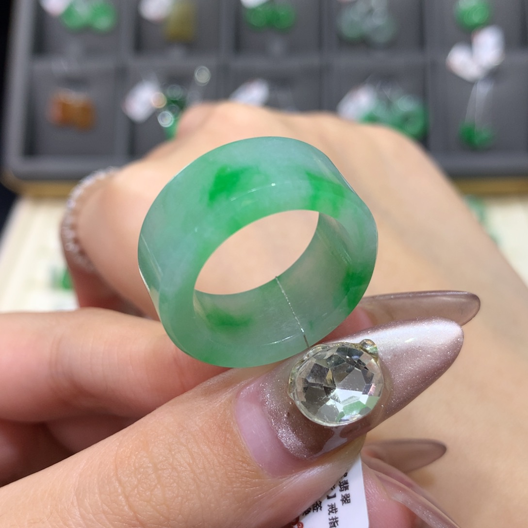翡翠戒指未镶嵌19-20方戒