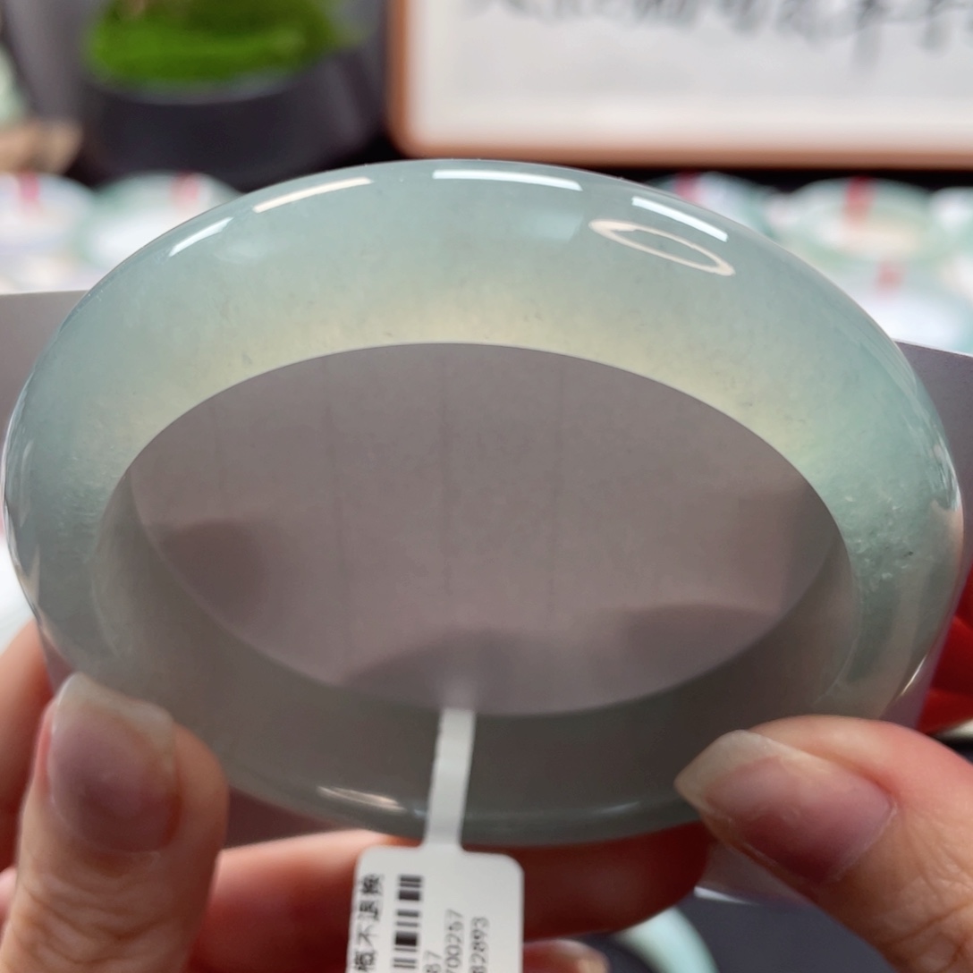 【闪购商品】翡翠手镯未镶嵌57.8炸光透光透亮冰茶茶34号