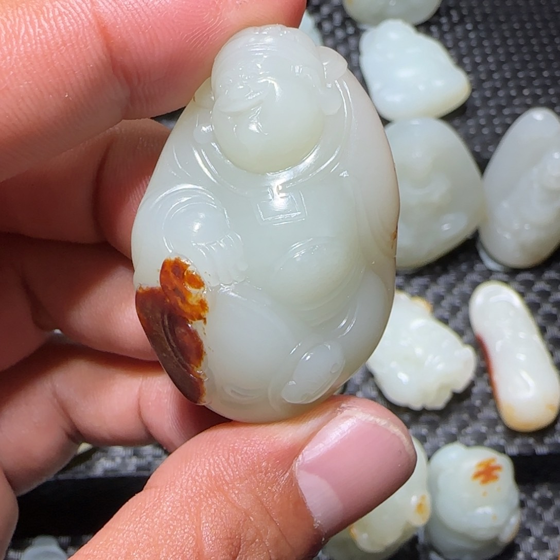 和田玉挂件未镶嵌长**里