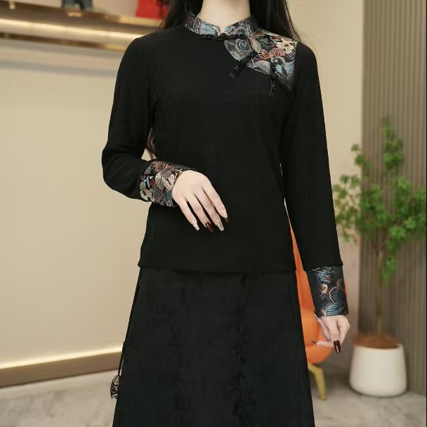 067/秋冬新款国风打底衫加绒加厚重工刺绣长袖打底衫女