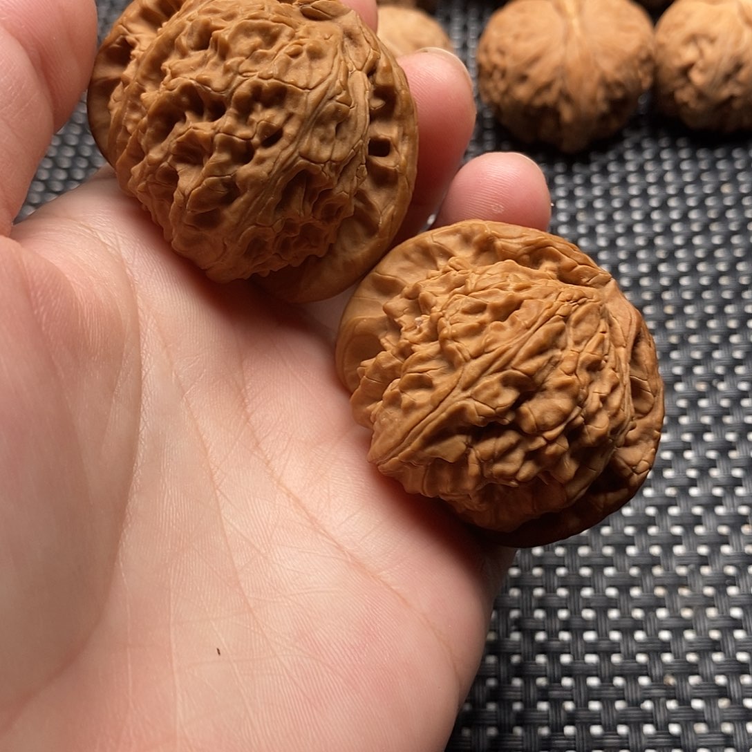 文玩核桃吊坠核桃