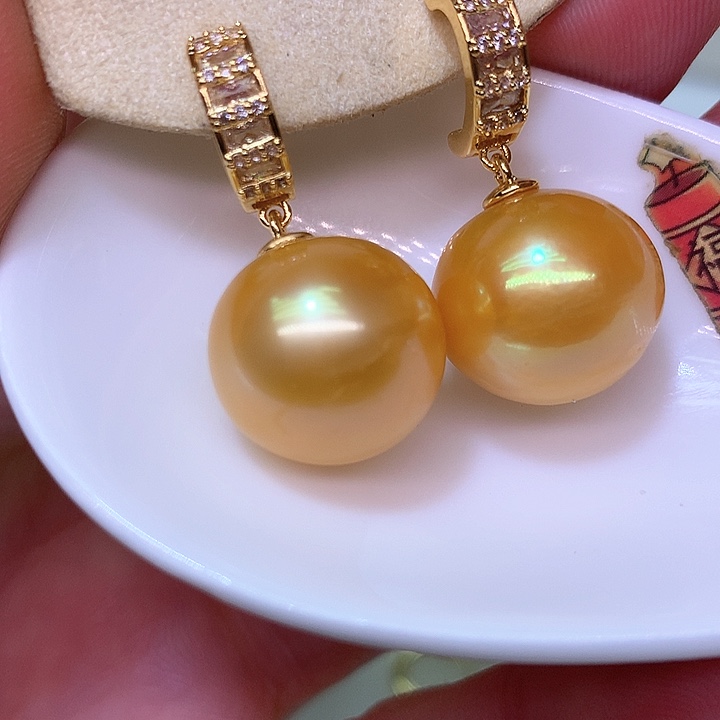 银S925镶嵌耳饰淡水珍珠