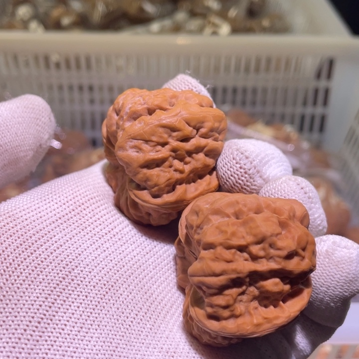 文玩核桃把件蛤蟆头 8