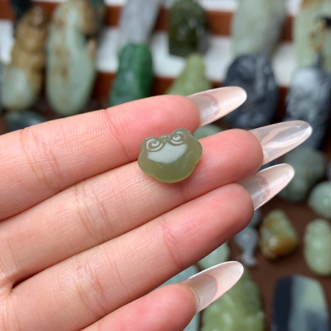 和田玉挂件未镶嵌