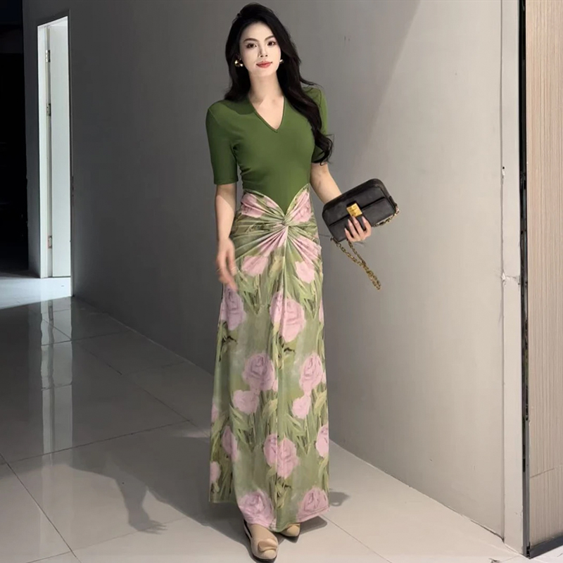 洋气轻奢复古名媛法式长款连衣裙显瘦气质长裙时尚女神夏季收腰